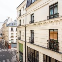Stan je smješten u širem centru Pariza