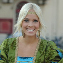 Antonija Mišura u ulozi princeze na Srednjovjekovnom sajmu u Šibeniku prije deset godina - 9