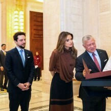 Princ Hussein, kraljica Rania i kralj Abdullah II. u Omanu