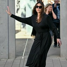 Monica Bellucci u haljini na preklop