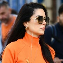 Ljepotica iz Zagreba u kombinaciji s efektnim bojama