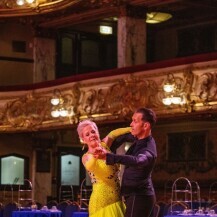 Terri Picton-Clark s plesnim partnerom u dvorani Blackpool Tower Balroom