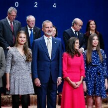 Kralj Felipe VI. i kraljica Letizia u društvu princeze Leonor i infante Sofije