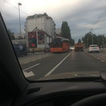 Gužva na Savskoj zbog prometne nesreće (Foto: Dnevnik.hr)