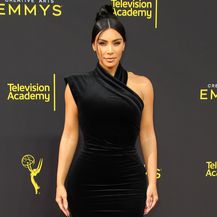 Kim Kardashian na dodjeli nagrada 2019 Creative Arts Emmys - 9