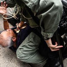 Nastavljaju se nasilni prosvjedi u Hong Kongu (Foto: AFP) - 1