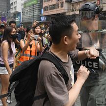 Nastavljaju se nasilni prosvjedi u Hong Kongu (Foto: AFP) - 2