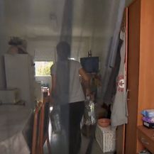 Melita Budak iz Dankovca po vodu ide na hidrant - 2