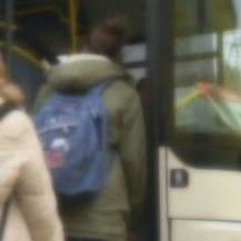 Dječak ne smije u školski autobus - 3