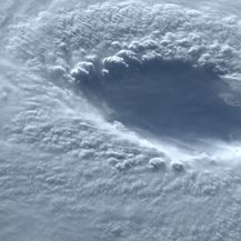 Slike tajfuna Nanmadola iz svemira - 2