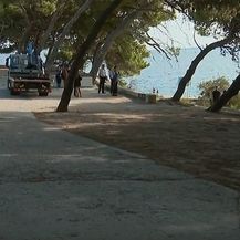 Šumica, plato s borovima iznad splitske plaže Ovčice - 2