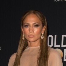 Jennifer Lopez u haljini brenda Chloé