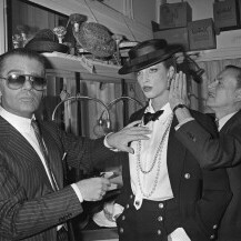 Karl Lagerfeld 1983. uoči predstavljanja svoje prve kolekcije za Chanel