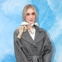 Elizabeth Debicki na reviji modne kuće Dior