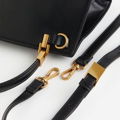 H&M, 40,99 eura