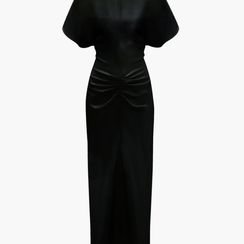 Victoria Beckham, 986 eura