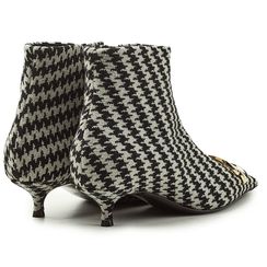 Balenciaga, 1130 eura (8475 kuna)