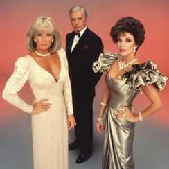 Joan Collins kao Alexis Carrington Colby u seriji 'Dinastija'