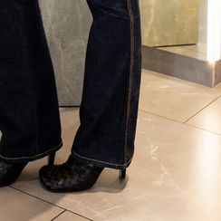 Branka Krstulović u trapericama i visokim potpeticama - 1