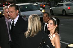 koji je bio Sandra Bullock iz 1996. godine mickey stranica za upoznavanje