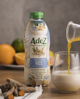 AdeZ biljni napitak idealan je za one intolerantne na laktozu