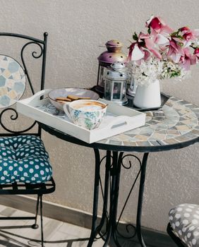 Marselin balkon idealan je za ispijanje prve jutarnje kave