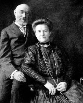 Ida i Isidor Straus odbili su otići s Titanica kako bi se spasilo više djece i žena