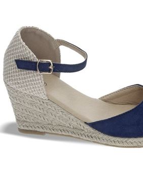 Planet obuća, 18,45 eura