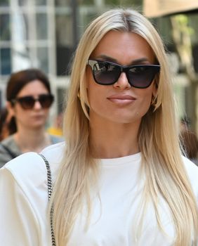 Ljepotica sa zagrebačke špice u štiklama Jimmyja Chooa