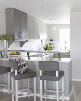 Stan vrhunski uređen u neutralnim tonovima - 11