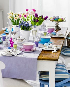 Dekoriranje uskrsnog stola