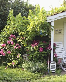 Šarmantna ljetna kućica uređena u neodoljivom shabby chic stilu - 4