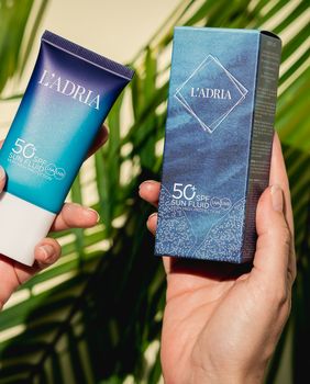 L'ADRIA Sun fluid 50+