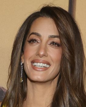 Amal Clooney u Diorovoj haljini iz kolekcije proljeće/ljeto 2004. - 5