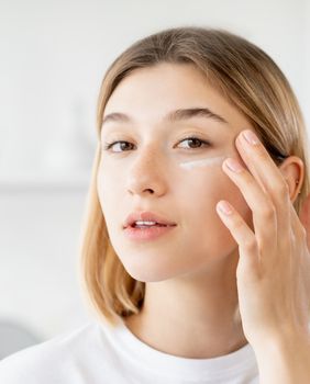 Pojava prištića na određenom dijelu tijela đalje poruku