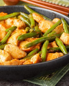 Stir fry s piletinom i mahunama