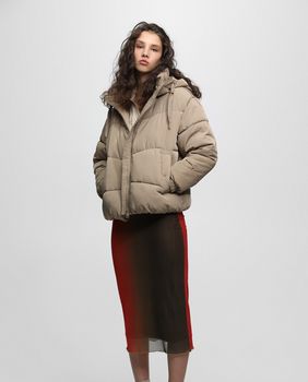 Pull&Bear, snižena s 301,30 na 225,95 kn