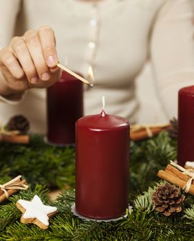 Druga svijeća u prvi plan stavlja mir