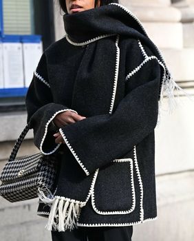 Kaput sa šalom osmislio je švedski brend Toteme