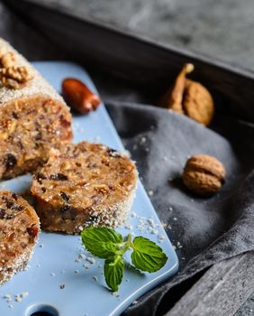 Rolada od šljiva i oraha