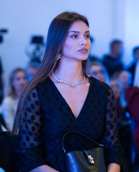 Laura Gnjatović na dodjeli nagrada - 1