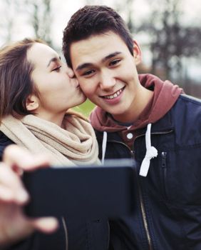 Tinejdžerski dani donose i prve ljubavi