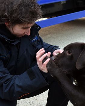 Devetogodišnji pas Gizmo i njegova trenerica Nika Markoč otišli su u potresom pogođeni turski grad Gaziantep - 4