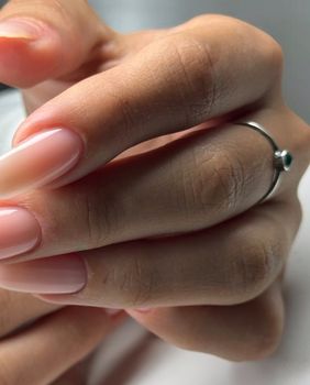 Sladoledni nokti, novi trend u manikurama