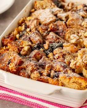 Kolač od starog kruha