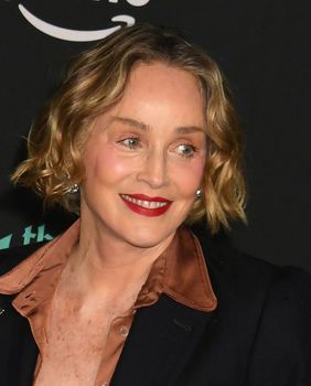 Sharon Stone na premijeri filma 'The Bluff' u Los Angelesu - 7