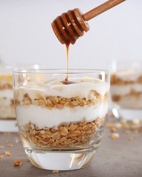 Dodavanje meda u jogurt odlično je za zdravlje