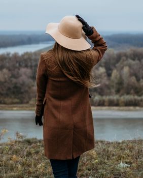 Sandre danas slave imendan