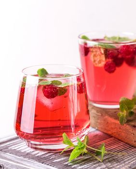 Džin je piće koje obožavaju mnogi