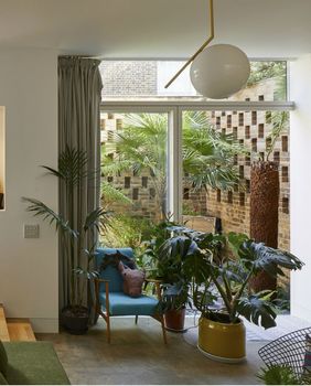 Visilice i lampe u obliku kugle veliki su trend u 2019. godini - 17